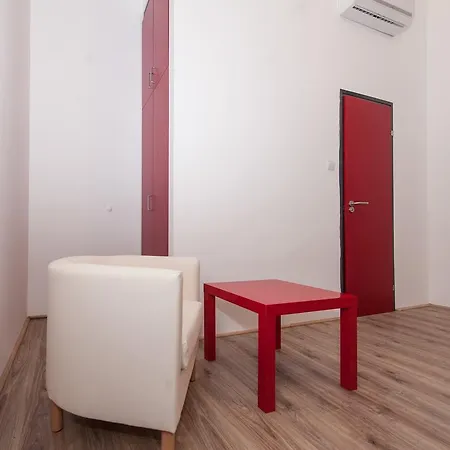Swing Out Hostal